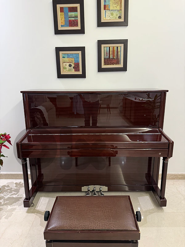 Schumann piano in very good condition