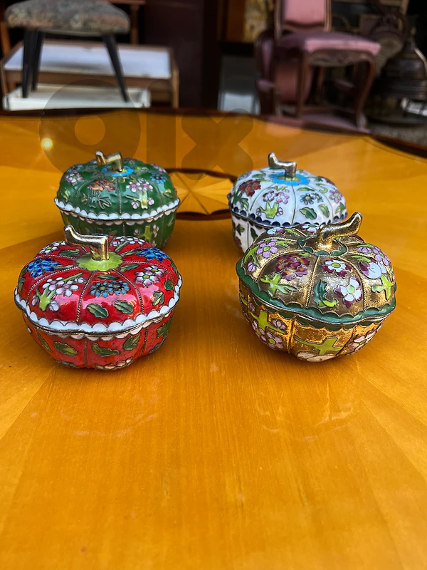 Vintage 4 piéce 20th Century Chinese Enamel brass lidded Squash