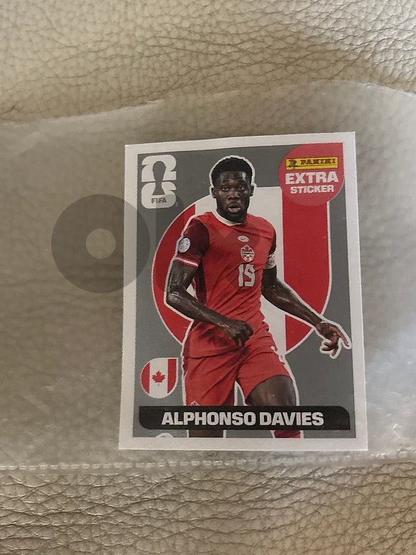 alphonso davies extra card silver