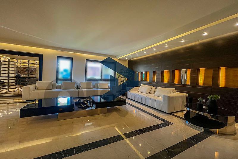 Apartment For Sale In Sodeco  شقة للبيع في سوديكو