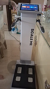Scale Me Pro 1 – Professional Body Composition Analyzer