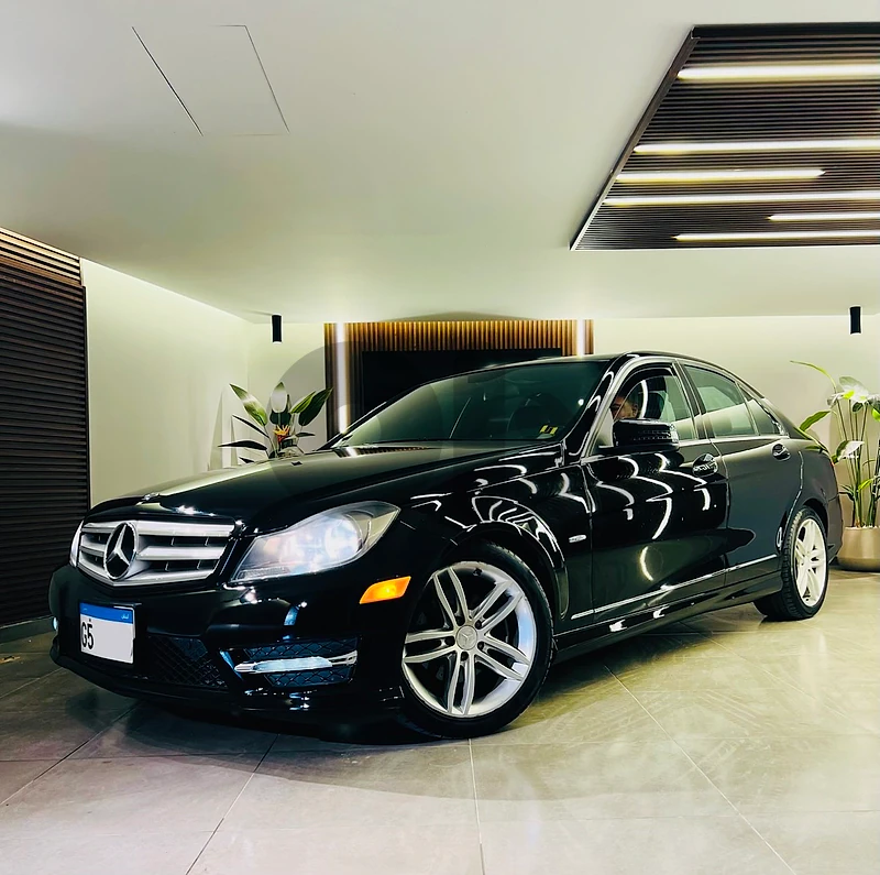 Mercedes-Benz C-Class 2012