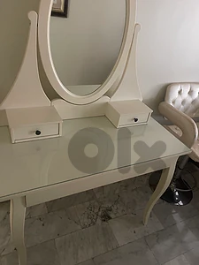 vanity table vanity table