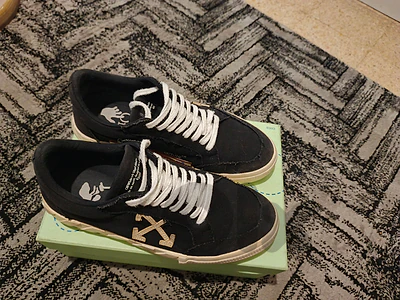 Off-White Volcanized shoes