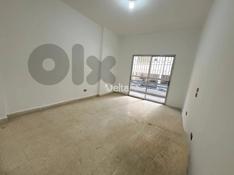 Spacious apartment for rent in Tallet El Khayat, Beirut / تلة الخياط