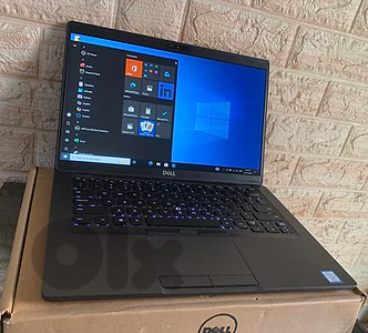 Dell 5400 Core i5 gen 8 Like New