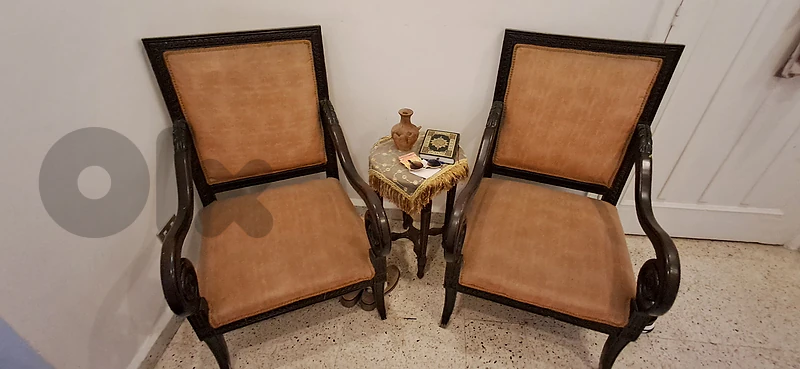 كرستان وطاولة