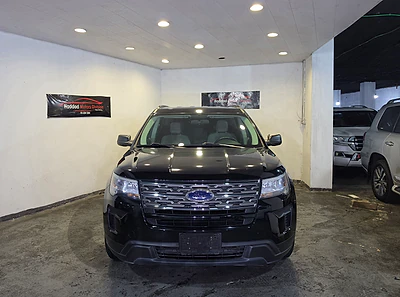 2018 Ford Explorer V6 7 Seats Company Source & Maintenance 1 Owner!