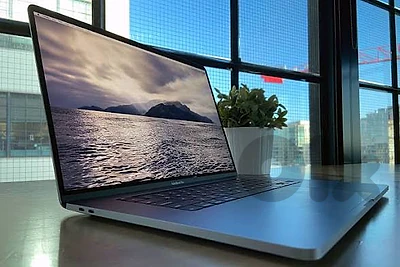 MACBOOK PRO CORE I9 MACBOOK PRO CORE I9