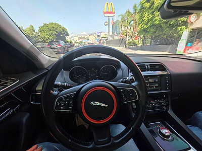 Jaguar F-Pace 2018 Premium