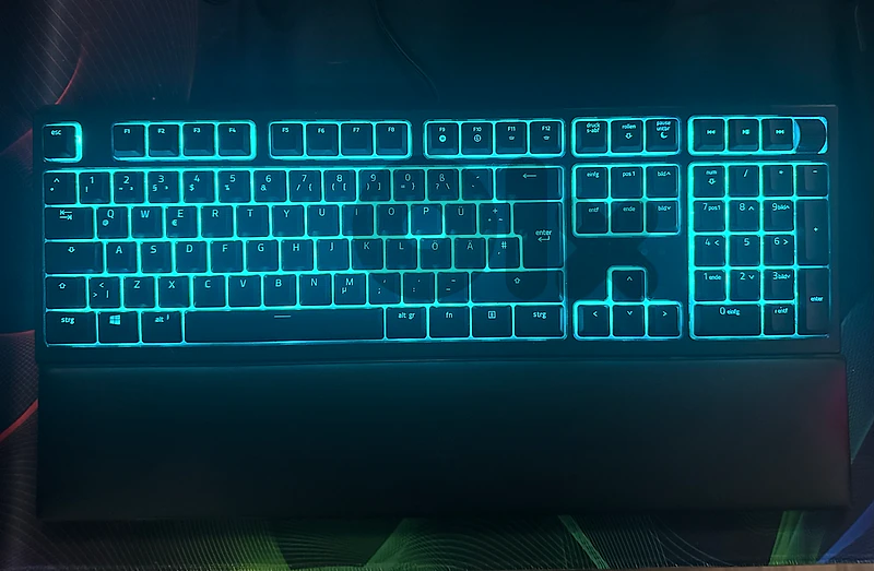 Razer Ornata V2 Gaming Keyboard Full