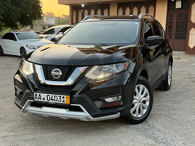 Nissan Rogue model 2018 4x4 super clean boya cherke