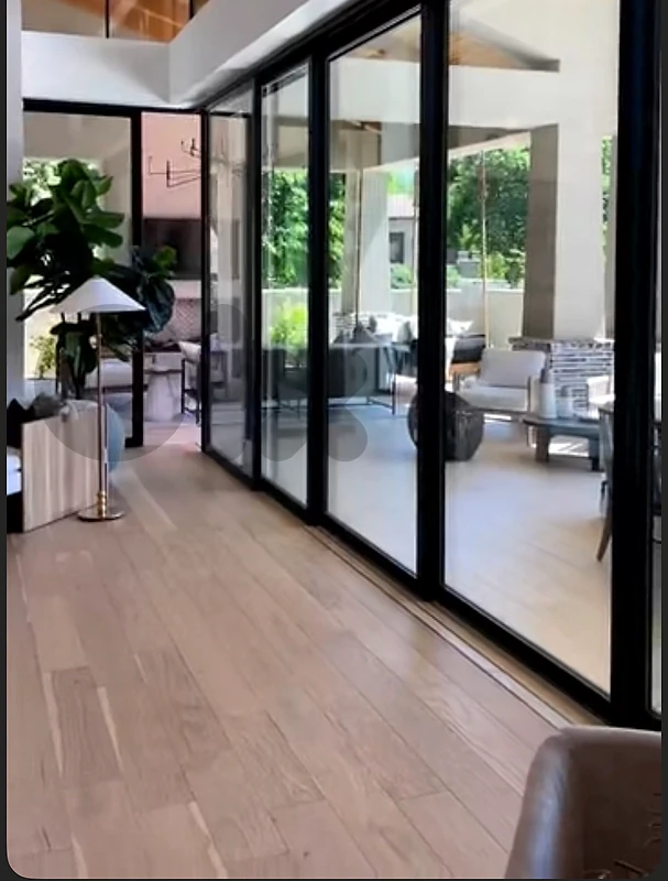 Amazing apart woth terrace and sea view achrafieh prime