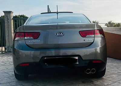 Kia Cerato 2012 koup