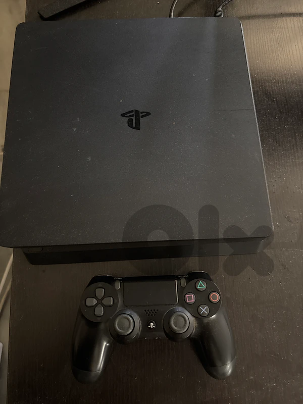 Used Ps4 Console 500 GB+ Original Controler + 11 Disc Games