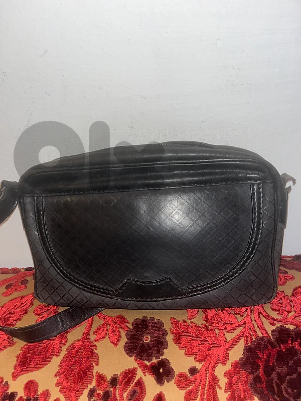 Vintage Black Waffle Embossed Camera Bag