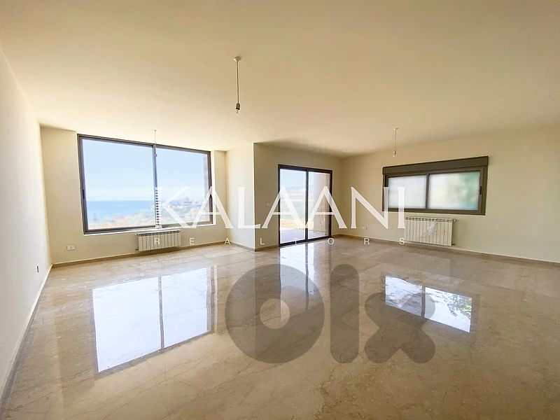 Apartment for Sale in Kfar Habab | شقة للبيع في كفر حباب