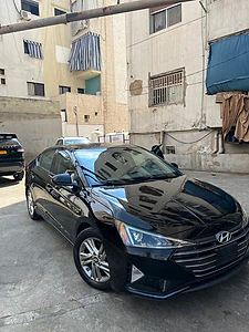 Hyundai Elantra 2019