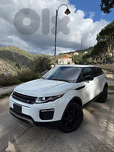Rand Rover Evoque 2018 Panoramic Clean Carfax 70,000 miles