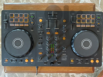 Pioneer DDJ-FLX4 – Excellent Condition – Like New