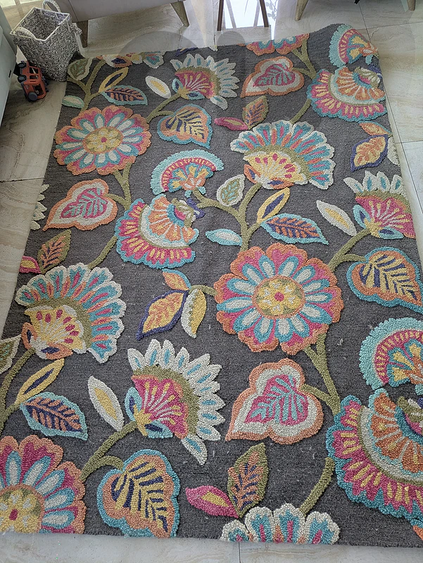 Flower rug