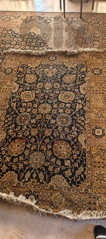2 vintage persian Sultanabad style hand knotted 2 vintage persian Sultanabad style hand knotted