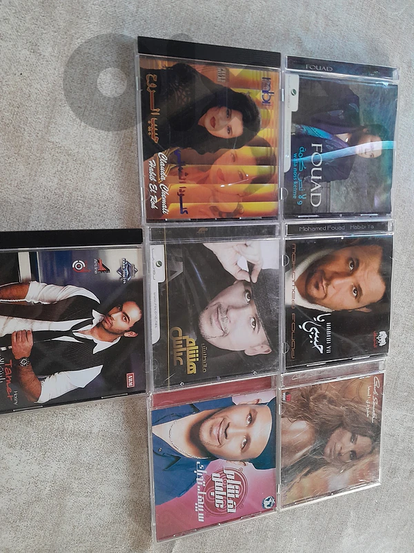 7 original cds b 13 $ .