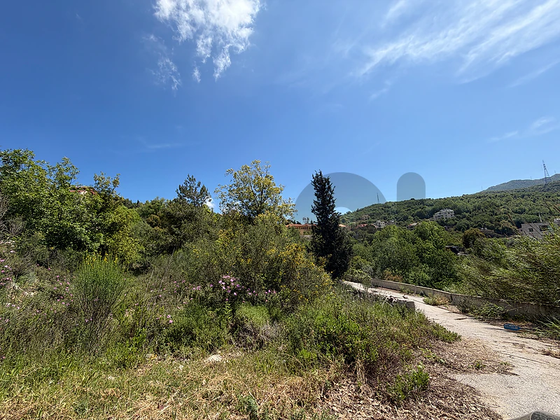 RWK644CA -  Land for Sale in Ghineh with an Amazing View!