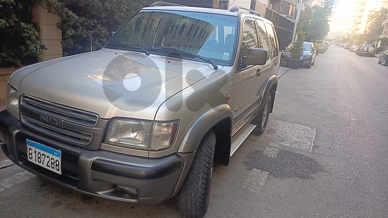 ايسوزو تروبر 2000 بابان ايسوزو تروبر 2000 بابان