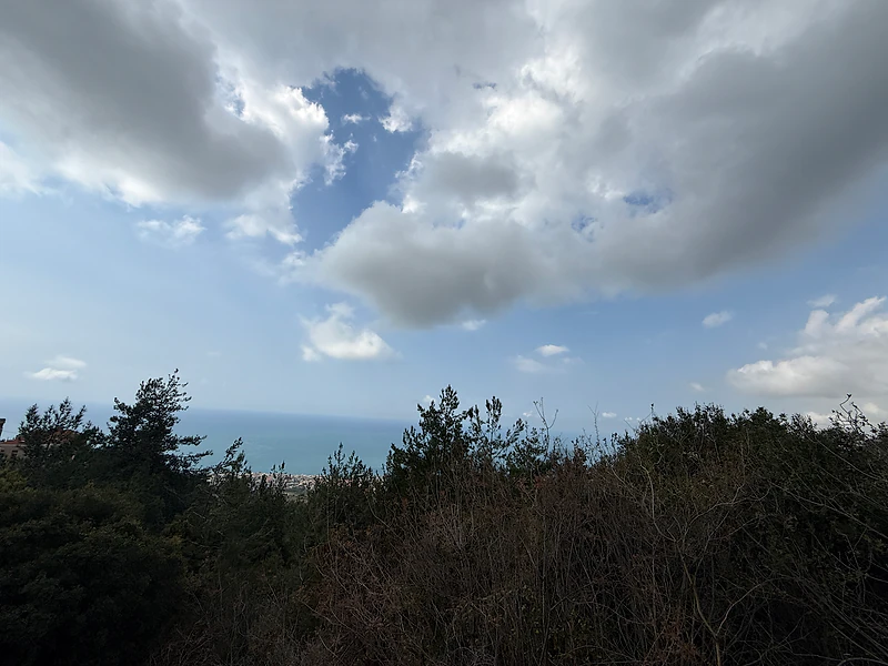 RWK263TJ -  Land for Sale in Fatqa with an Amazing View!