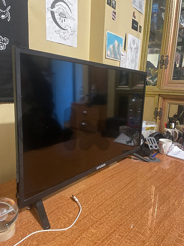 Hyundai tv