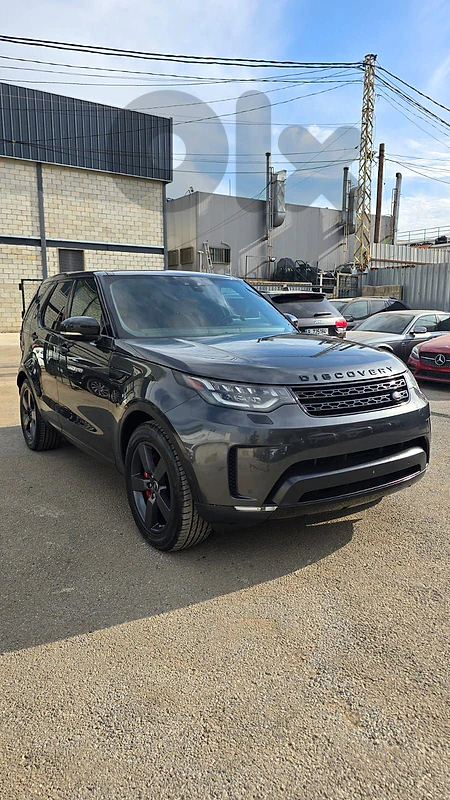 Land Rover Discovery 2018 Luxury clean carfax Low milage 03 112 334