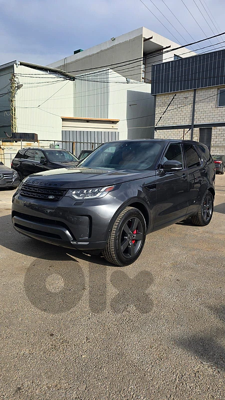 Land Rover Discovery 2018 Luxury clean carfax Low milage 03 112 334 Land Rover Discovery 2018 Luxury clean carfax Low milage 03 112 334