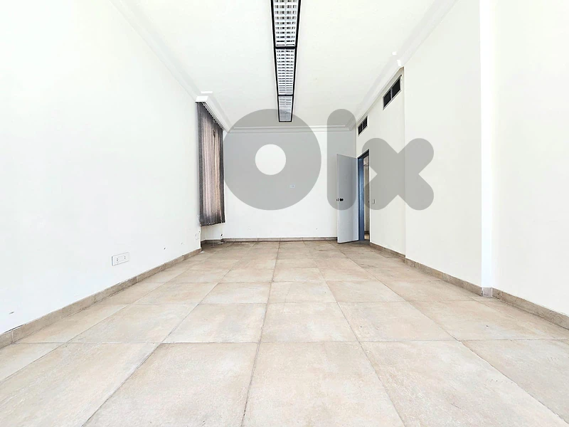 RAO26-5169 100 m² Office for Rent – Verdun