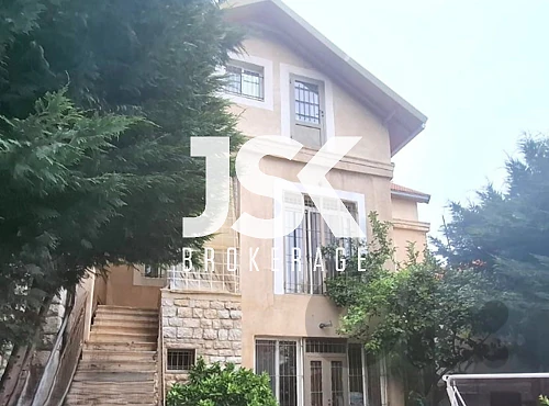 L21595 2 Floors Semi-Furnished House For Rent in Bikfaya