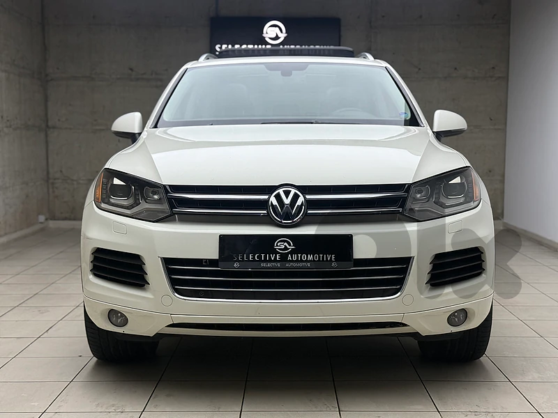 Volkswagen Touareg LIMITED 1 Owner SUPER CLEAN . Volkswagen Touareg LIMITED 1 Owner SUPER CLEAN .