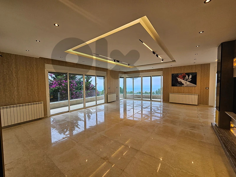 Stunning 330SQM Apartment in Hbous for sale