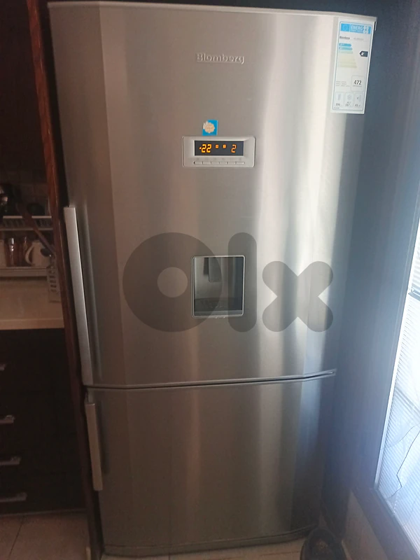 Blomberg titanium white colour