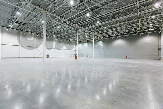 GMB107MC Warehouse for rent in Batroun -  مستودع للإيجار في البترون