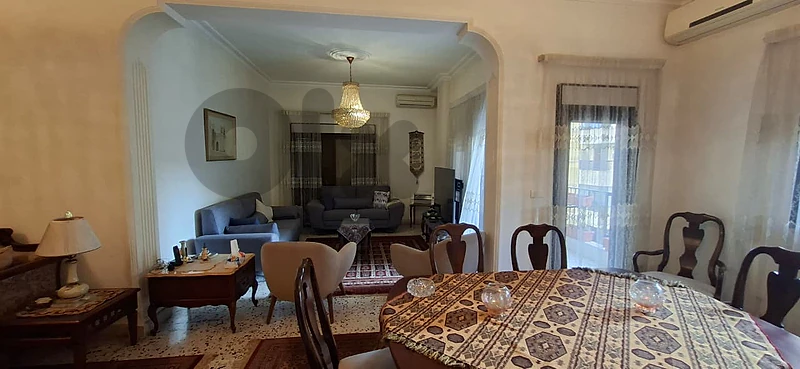 ZE26-5180 Apartment 185 m² for Sale – Talaat Yazbek, Beirut