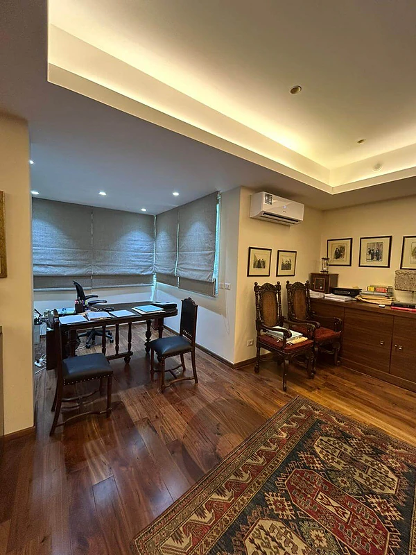 New office/open view/Mar Takla/rent/مكتب مع اطلالة في مار تقلا للايجار
