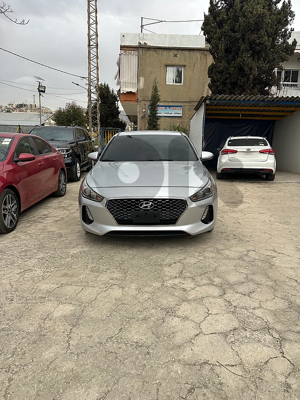 Hyundai Elantra GT 2018