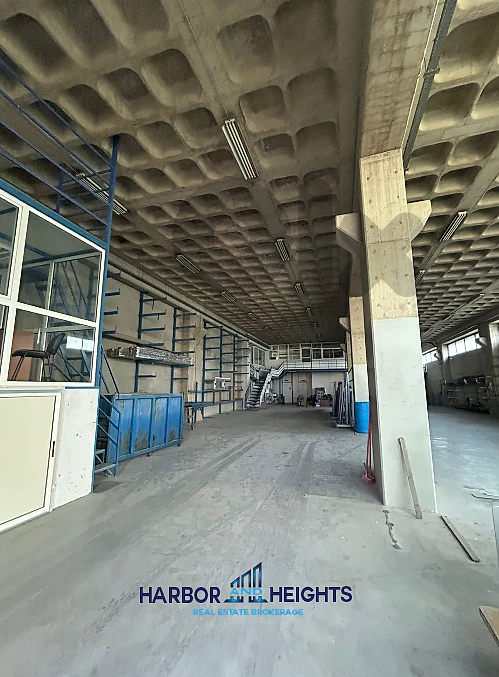 Factory for Sale in Mkalles - مصنع للبيع في المكلس