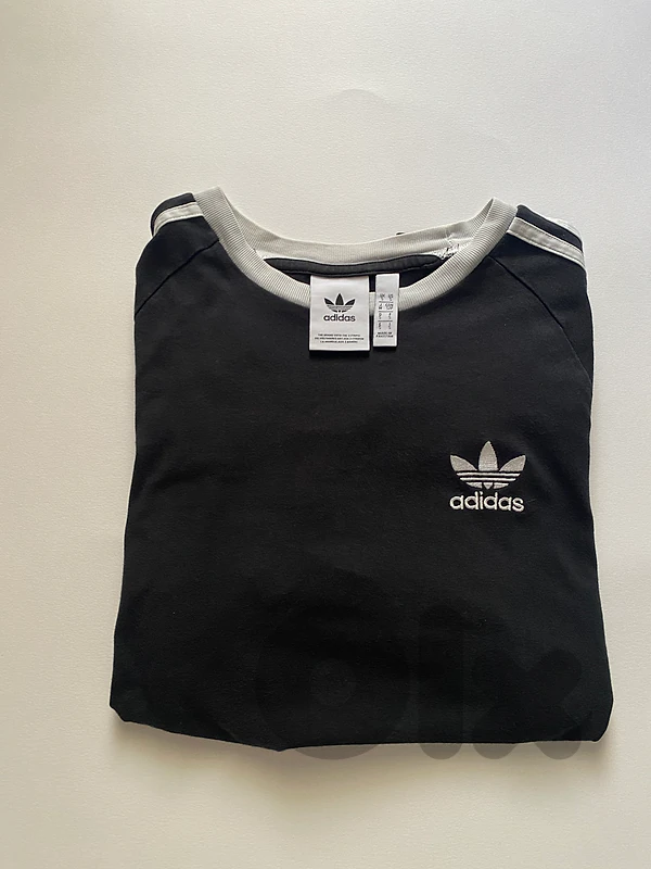 Adidas tshirt