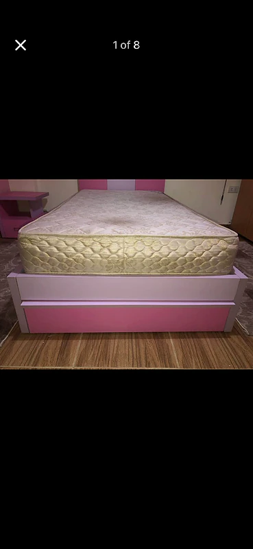 bedroom غرفة مفرد بحالة ممتازة