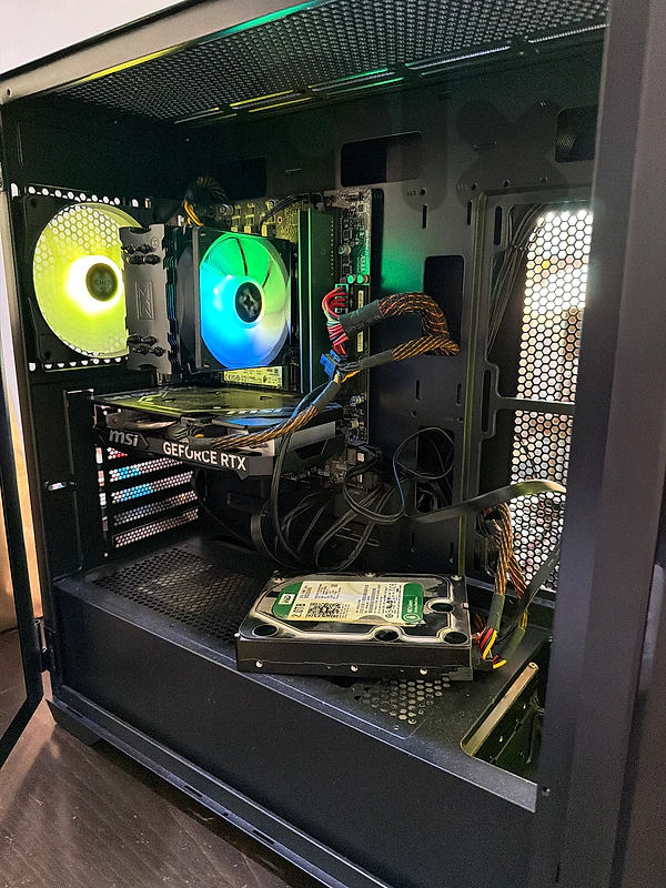 Editing Computer with more than 12.5 TB