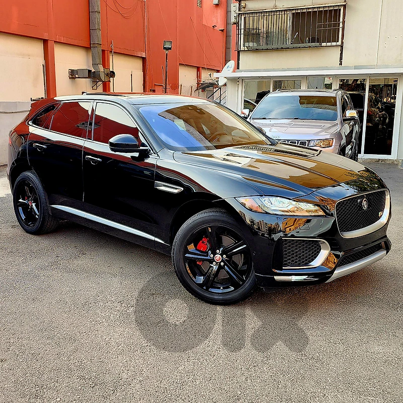 JAGUAR F-PACE S V6 380HP LUXURY EDITION 2017 MINT CONDITION