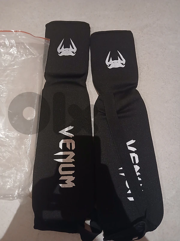 Mint Venum MMA/Kickboxing shin pads