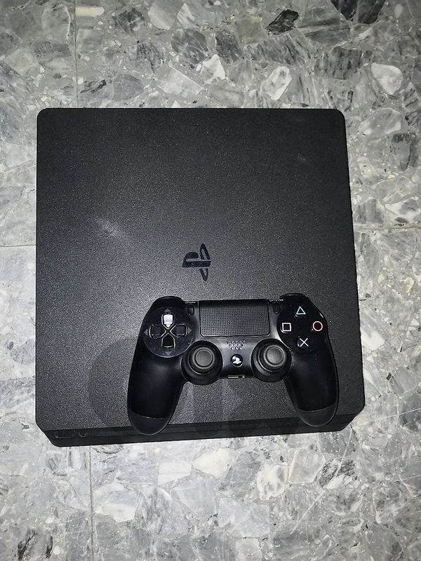 Ps4 slim