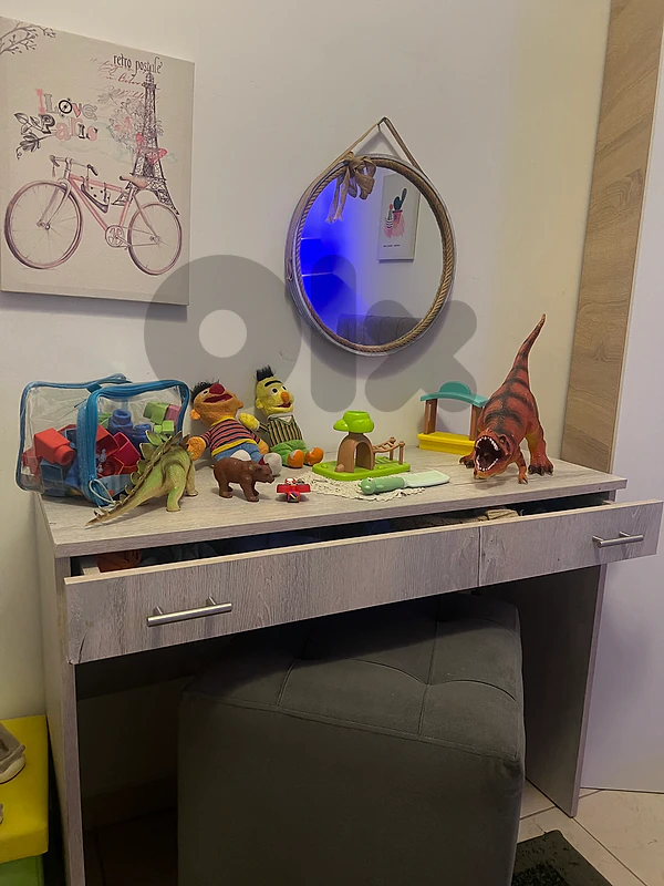 cabinet خزانة